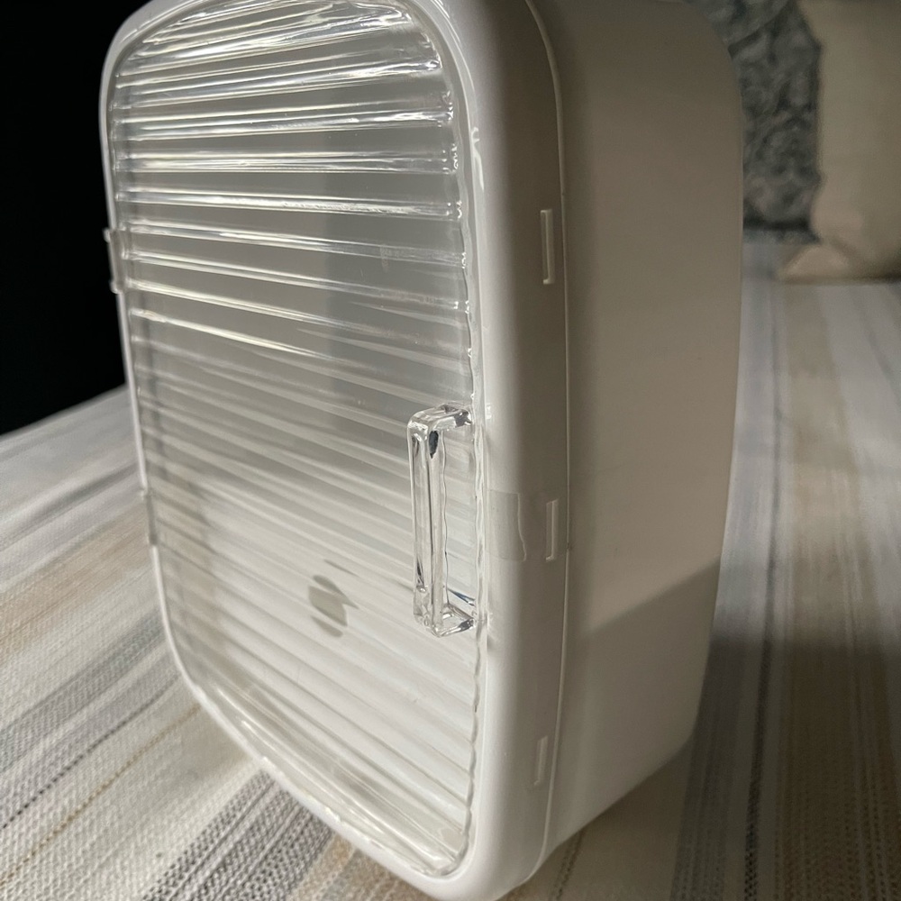 White Cosmetic Display Case